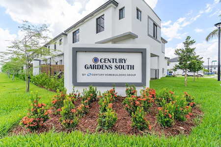 13663 SW 158th Ave Miami, FL 33196