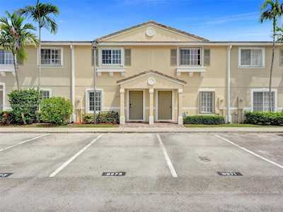 9273 Chambers St #0 Tamarac, FL 33321
