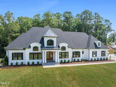 9108 Overlook Crest Drive Wake Forest, NC 27587