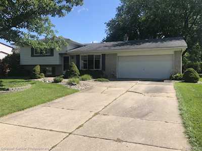 5455 Fern Ave Grand Blanc Twp, MI 48439