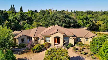 8211 Country Lake Drive Orangevale, CA 95662