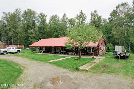 9413 Petersville Rd Trapper Creek, AK 99683