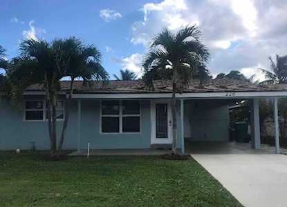 220 SW 8th Ave Boynton Beach, FL 33435