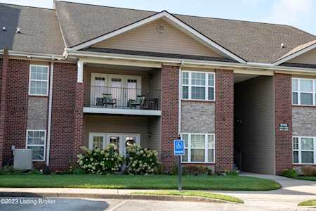 9103 Meadow Valley Ln #201 Louisville, KY 40291