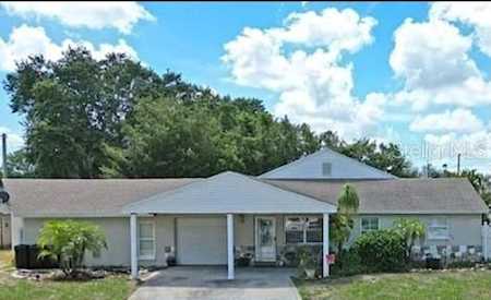 8537 Rose TERRACE Seminole, FL 33777
