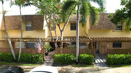 7931 NW 11th St Plantation, FL 33322
