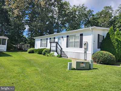 31 Swift Run Dr Sicklerville, NJ 08081