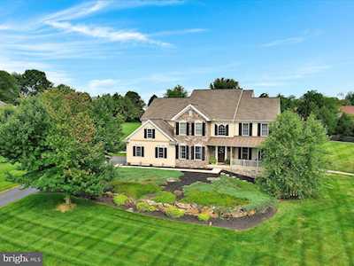 7 Fernsler Dr Quarryville, PA 17566