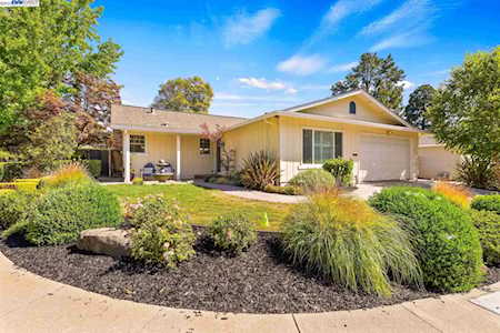 7717 Cottonwood Ln Pleasanton, CA 94588