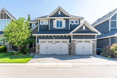 141 Aspen Dale Way SW Calgary, AB T3H 0R9