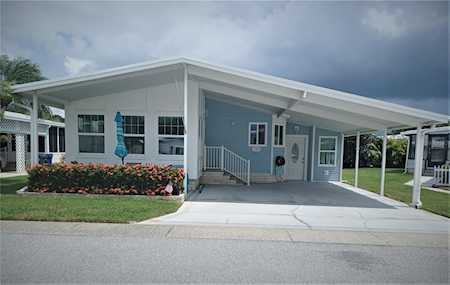 119 Dolphin Dr S Oldsmar, FL 34677