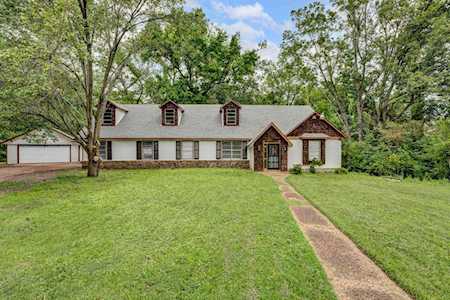3814 Penguin Cv Memphis, TN 38128