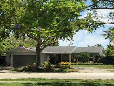 7921 SW 132nd Ave Miami, FL 33183
