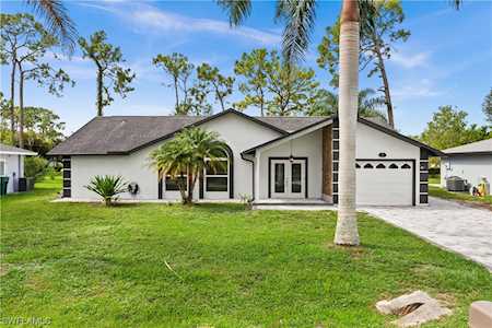 238 Willowick Dr Naples, FL 34110