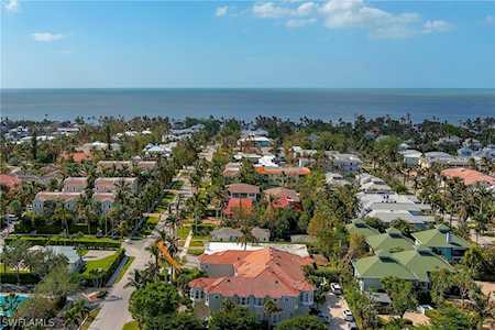 449 S 8th Ave #105 Naples, FL 34102