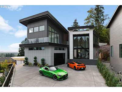 759 NE Province CT Camas, WA 98607