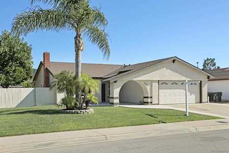 2617 Meadow Ln Escondido, CA 92027
