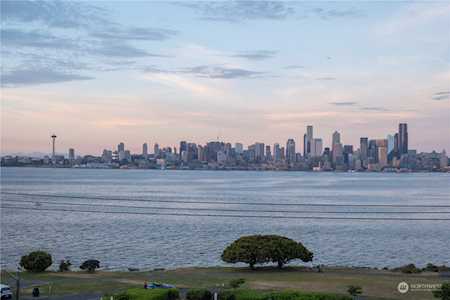 4007 SW Maryland Place Seattle, WA 98116