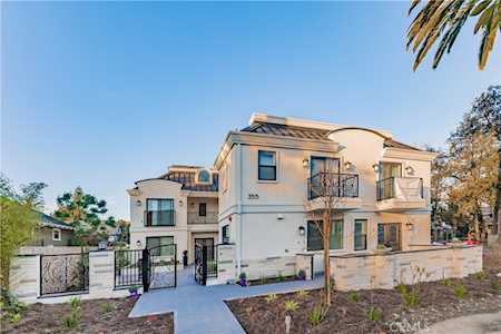 355 E California Boulevard Unit 3 Pasadena, CA 91101