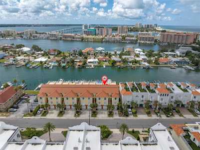 161 Brightwater Dr #2 Clearwater, FL 33767