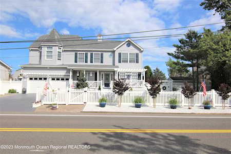 1129 Bayview Ave Bayville, NJ 08721