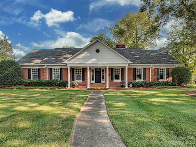 431 Scofield Rd Charlotte, NC 28209
