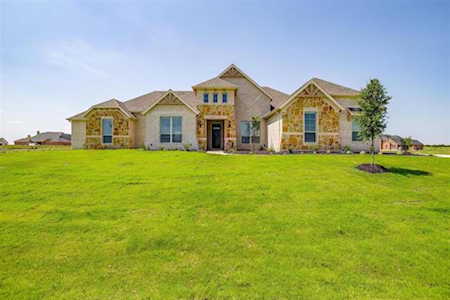 341 Lakota Parkway Waxahachie, TX 75165
