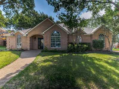 8308 Thornhill Drive North Richland Hills, TX 76182