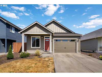 1005 NE 10th ST Battle Ground, WA 98604