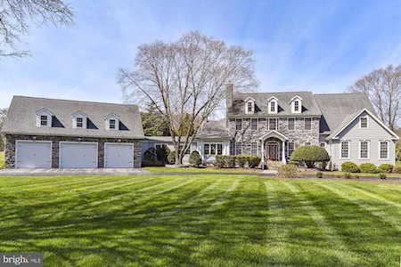 11418 Newport Bay Dr Berlin, MD 21811