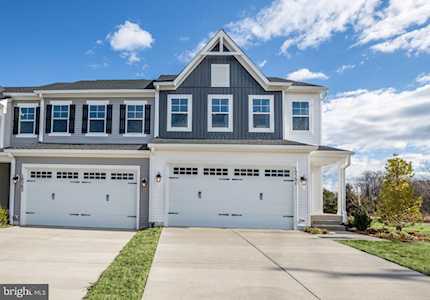 10501 Afton Grove Ct Fredericksburg, VA 22408