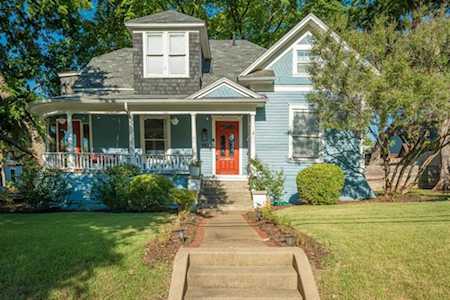 208 S College Street McKinney, TX 75069