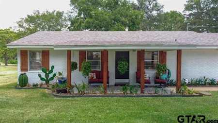 2328 Royal Dr East Chandler, TX 75758
