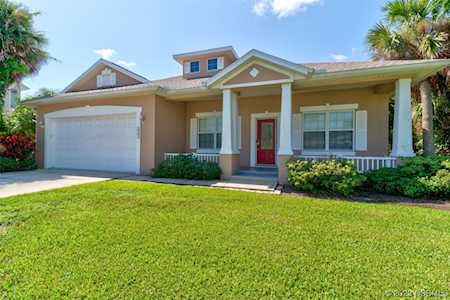 26 Hillside Dr New Smyrna Beach, FL 32169