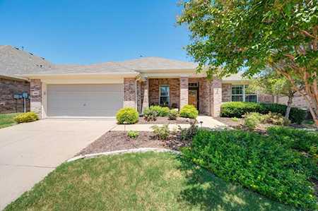 6561 Emma Way Watauga, TX 76148