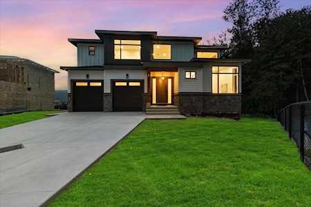 51205 Charlotte Place Chilliwack, BC V4Z 0E5