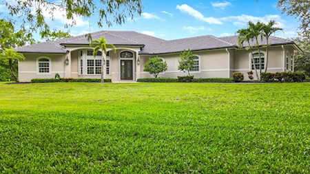 2885 SE Ranch Acres Circle Jupiter, FL 33478