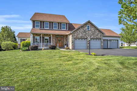 309 Forgedale Dr Carlisle, PA 17015