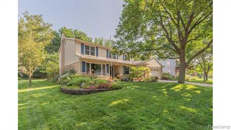 45546 Woodleigh Way Plymouth Twp, MI 48170