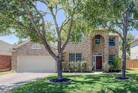 1823 Chula Vista DR Cedar Park, TX 78613