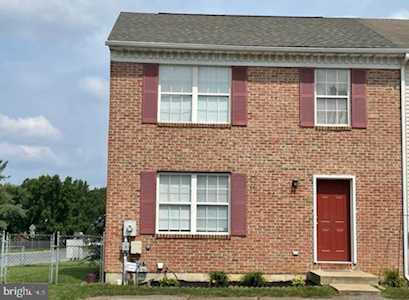 54 Boxelder Ln Bear, DE 19701