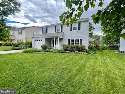 6106 Bison Ct Waldorf, MD 20603
