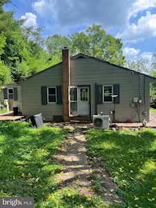 6650 Saint George Dr Harrisburg, PA 17112