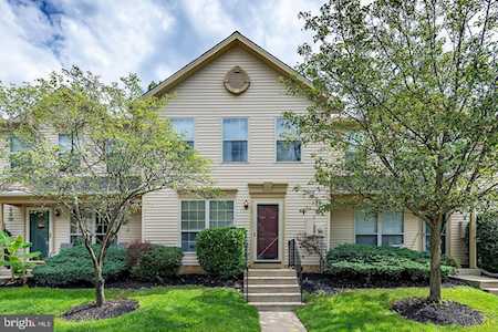 20 Woodbrook Dr Mantua, NJ 08051