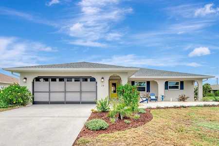 24 Tiffany St Englewood, FL 34223