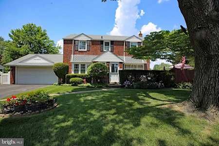 1639 Mount Pleasant Rd Havertown, PA 19083