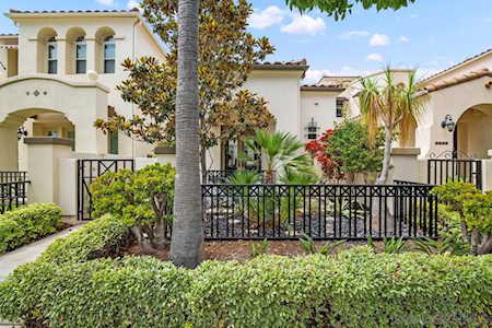 2124 Historic Decatur Road San Diego, CA 92106