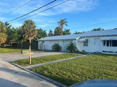 241 SE Lonita Street Stuart, FL 34994