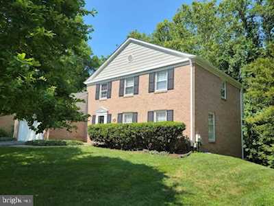 8 James Spring Ct Rockville, MD 20850