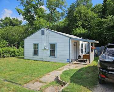 407 W Water Street Weatherford, TX 76086